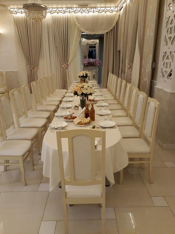 Отель Lux Palace Кутаиси Экстерьер фото